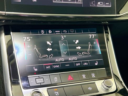 Used 2021 Audi Q7 3.0T Premium Plus image 27