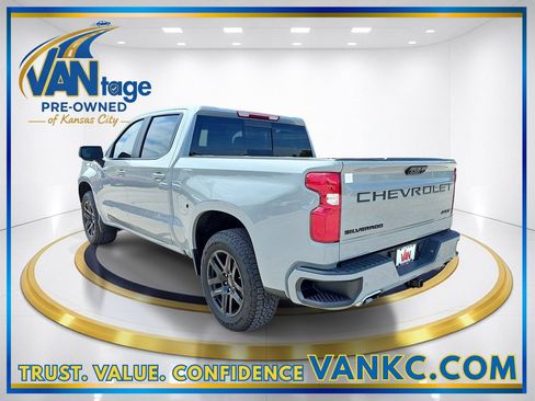 Used 2025 Chevrolet Silverado 1500 RST AWD/4WD image 9