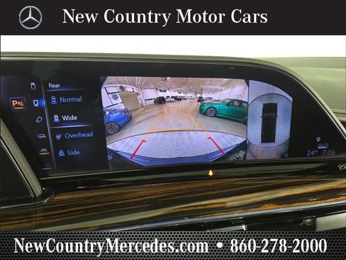 Used 2023 Cadillac Escalade Premium Luxury w/ Performance Package image 32