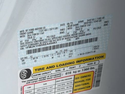 Certified 2025 Ford Expedition Max Active RWD image 36