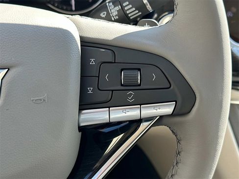 New 2025 Cadillac XT6 Premium Luxury image 15