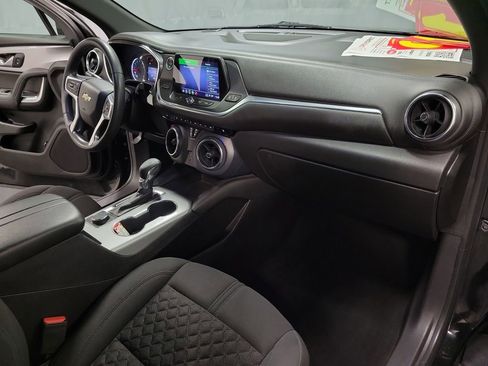 Used 2021 Chevrolet Blazer LT FWD image 23
