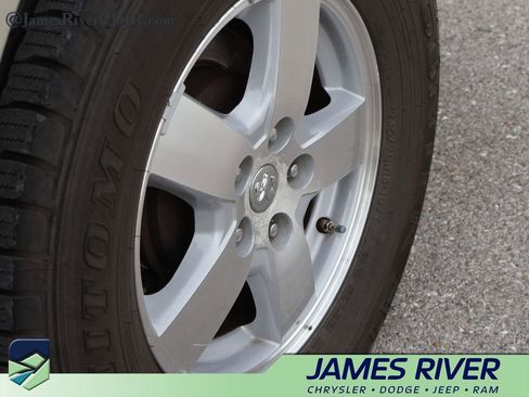 Used 2008 Dodge Nitro SXT image 34