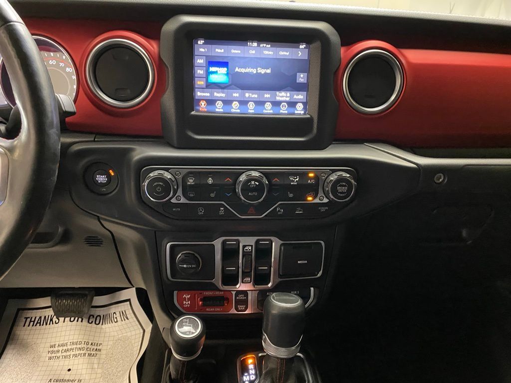 Used 2020 Jeep Gladiator Rubicon w/ Safety Group AWD/4WD image 17