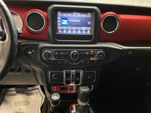 Used 2020 Jeep Gladiator Rubicon w/ Safety Group AWD/4WD image 17