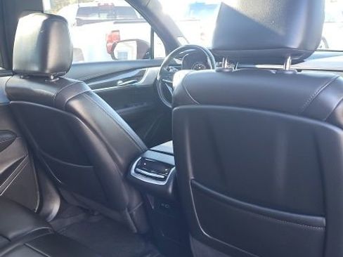 Used 2023 Cadillac XT6 Sport image 13