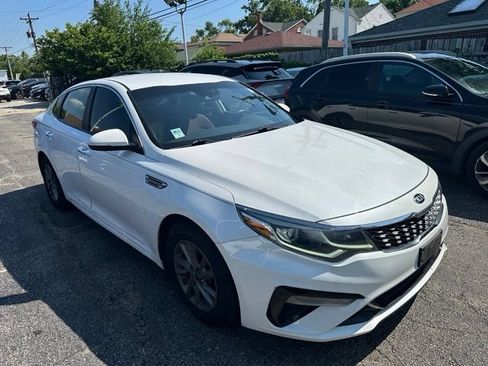 Used 2020 Kia Optima LX FWD image 3