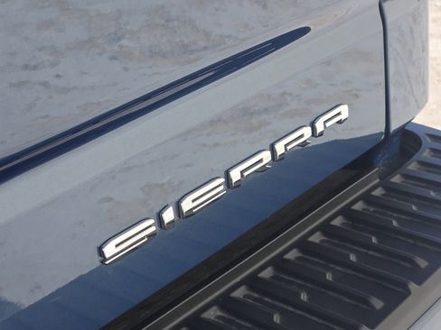 Used 2025 GMC Sierra 1500 Denali Ultimate image 13