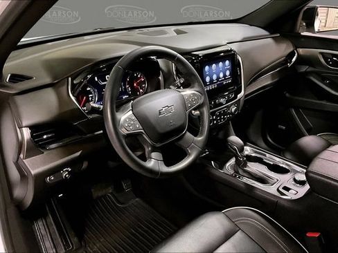Certified 2023 Chevrolet Traverse Premier w/ Redline Edition AWD/4WD image 18