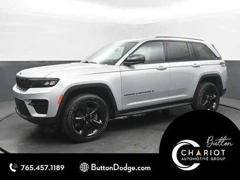 Used 2024 Jeep Grand Cherokee Altitude AWD/4WD image 1