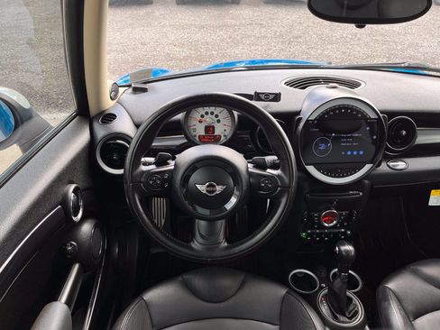 Used 2011 MINI Cooper S FWD image 30