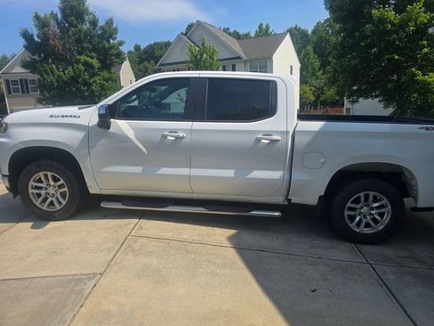 Used 2020 Chevrolet Silverado 1500 LT w/ All-Star Edition AWD/4WD image 5