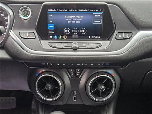 Used 2020 Chevrolet Blazer LT image 13