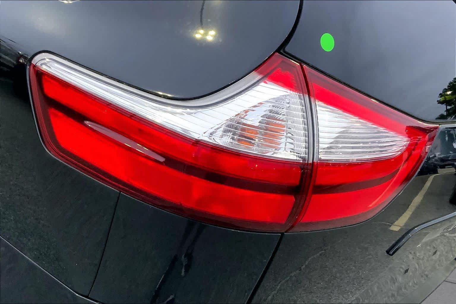 Used 2018 Toyota Sienna LE FWD image 25
