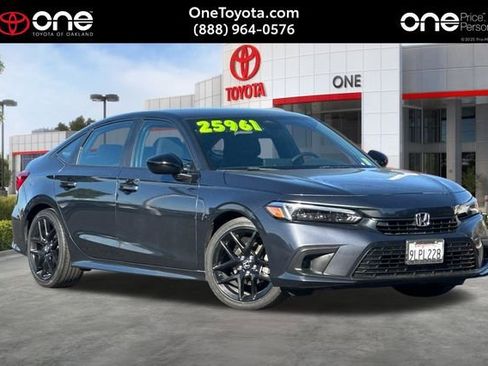 Used 2024 Honda Civic Sport image 1