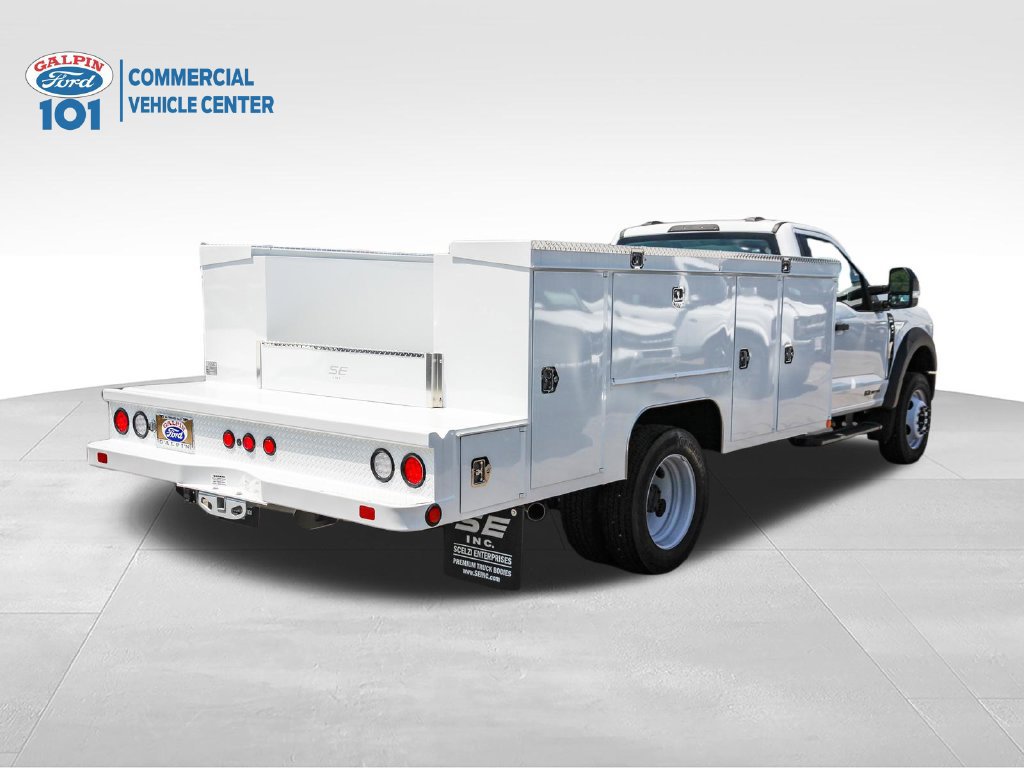 New 2025 Ford F550 2WD Regular Cab Super Duty image 4