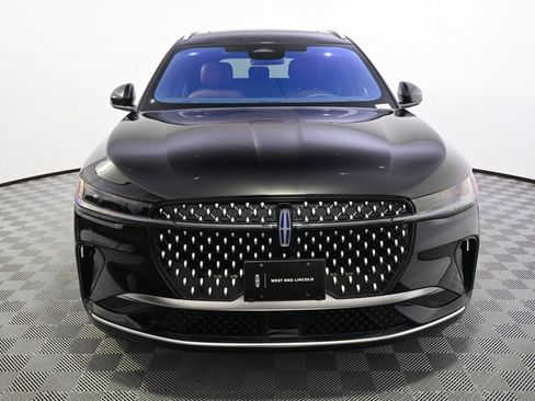Used 2026 Lincoln Nautilus Reserve AWD/4WD image 10