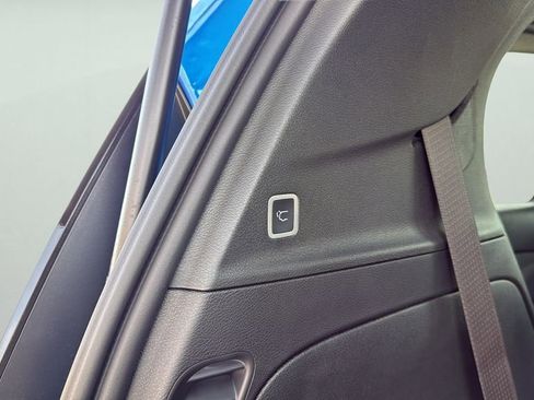 New 2026 Chrysler Pacifica Select AWD/4WD image 19