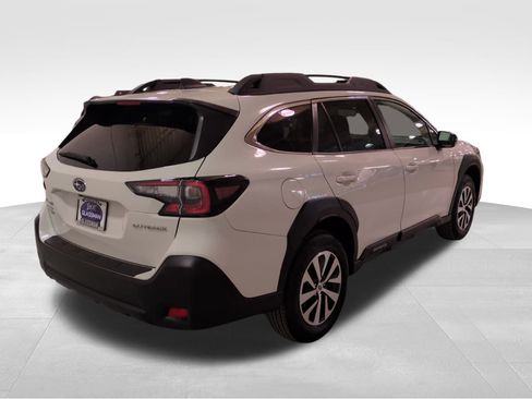 Certified 2025 Subaru Outback Premium w/ Popular Package #1A image 5