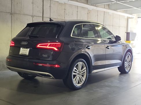Used 2018 Audi Q5 Prestige AWD/4WD image 11