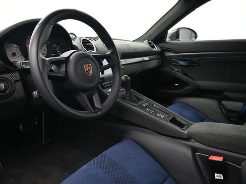 Used 2024 Porsche 718 Cayman GT4 RS RWD image 4