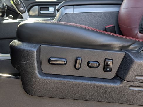 Used 2014 Ford F150 Raptor w/ Equipment Group 801A Luxury image 25