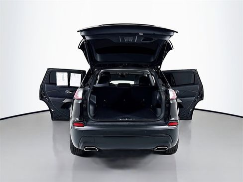 Used 2022 Jeep Cherokee Latitude Lux w/ Sun & Sound Group image 27