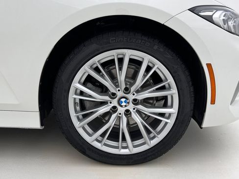 Certified 2023 BMW 330i xDrive Sedan w/ Convenience Package AWD/4WD image 30