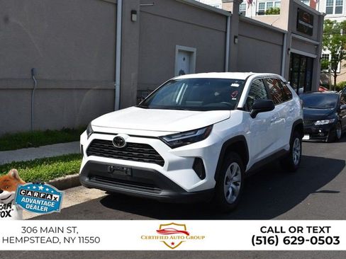 Used 2025 Toyota RAV4 LE AWD/4WD image 2