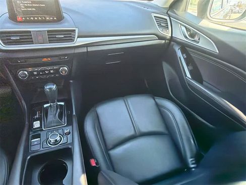 Used 2017 MAZDA MAZDA3 Touring image 20