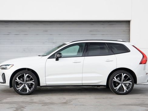 Used 2022 Volvo XC60 B5 R-Design w/ Advanced Package image 6
