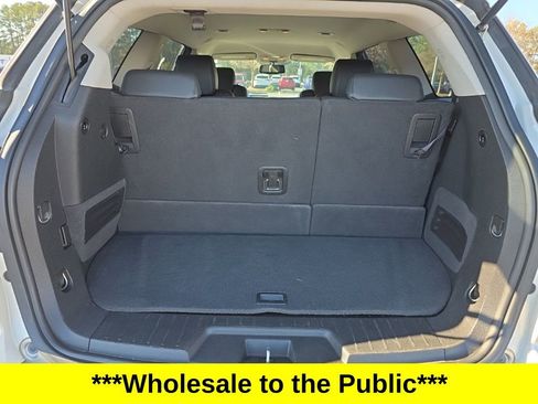 Used 2011 Buick Enclave CXL image 13