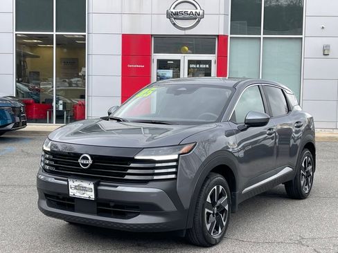 New 2025 Nissan Kicks SV w/ Illumination Package image 1