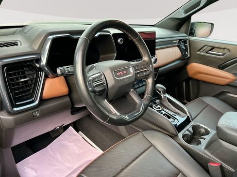 Used 2023 GMC Canyon AT4 w/ AT4 Premium Package AWD/4WD image 14