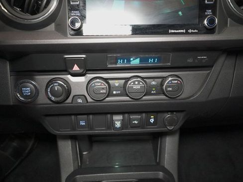 Certified 2022 Toyota Tacoma TRD Sport image 28