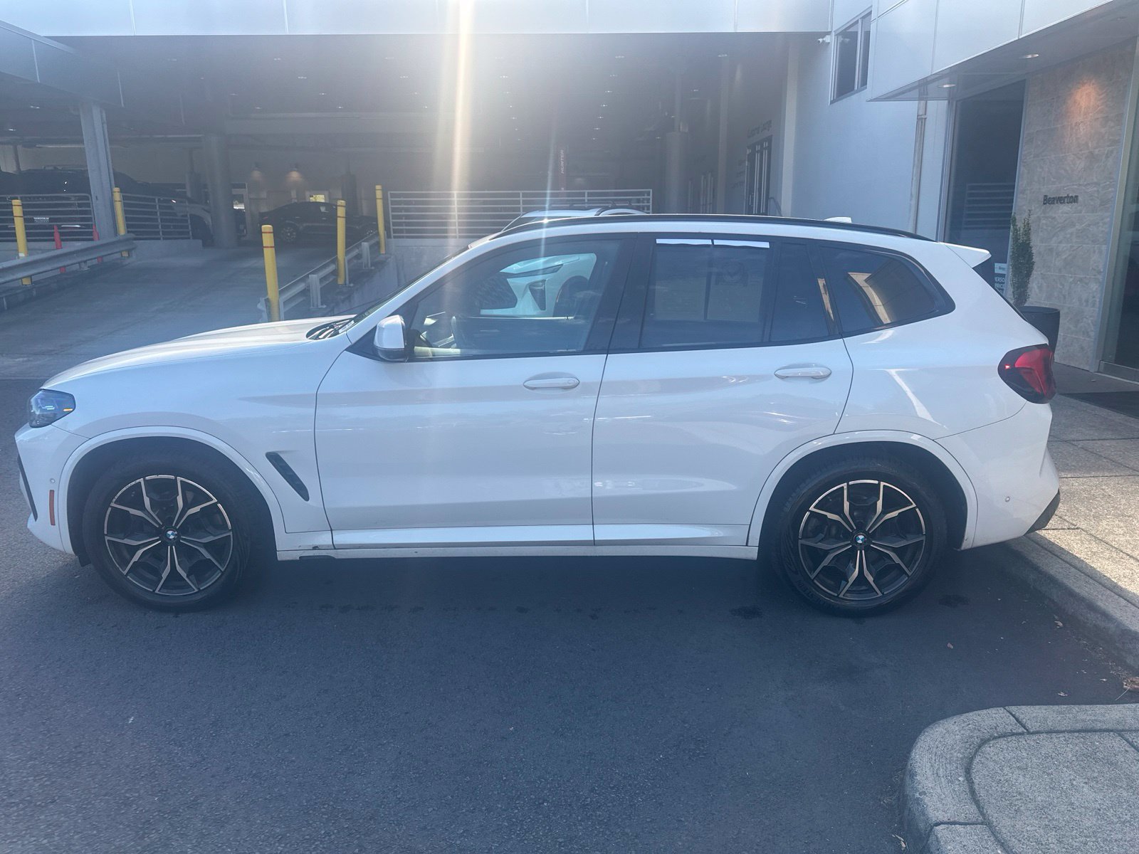 Used 2023 BMW X3 xDrive30i w/ M Sport Package AWD/4WD image 2