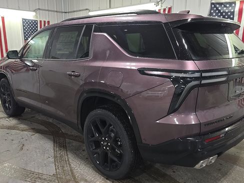 New 2026 Chevrolet Traverse RS image 2