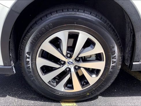 Used 2020 Subaru Outback Premium w/ Popular Package #1 AWD/4WD image 10