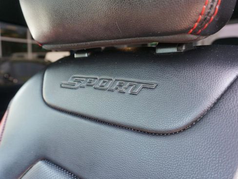 Used 2020 Ford F150 Lariat w/ Equipment Group 502A Luxury AWD/4WD image 16