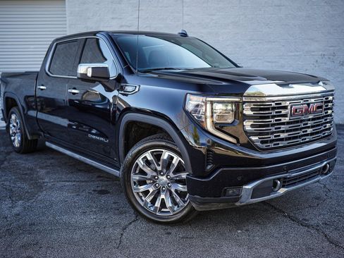 Used 2024 GMC Sierra 1500 Denali w/ Denali Reserve Package image 8