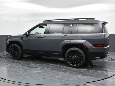 Used 2025 Hyundai Santa Fe Calligraphy image 9