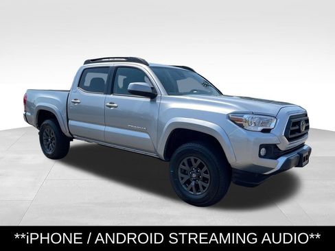 Used 2023 Toyota Tacoma SR5 AWD/4WD image 8