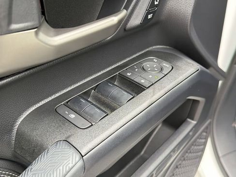 Certified 2025 Toyota 4Runner Limited AWD/4WD image 15