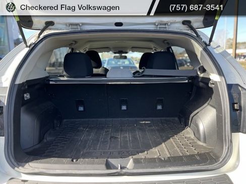 Used 2018 Subaru Crosstrek 2.0i image 28