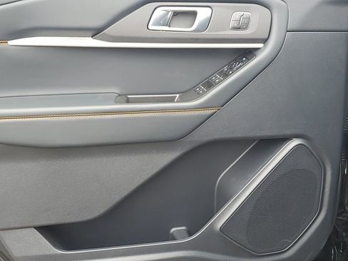 New 2026 Ford Explorer Tremor w/ Tremor Convenience Package image 7