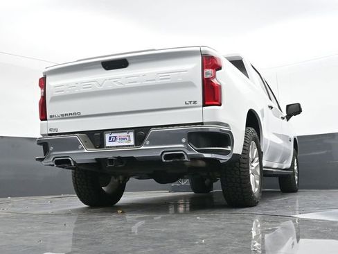 Used 2022 Chevrolet Silverado 1500 LTZ w/ Technology Package image 46