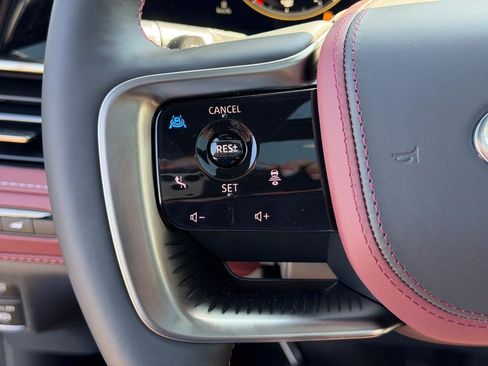 New 2026 INFINITI QX80 Autograph w/ Premium Cargo Package image 15