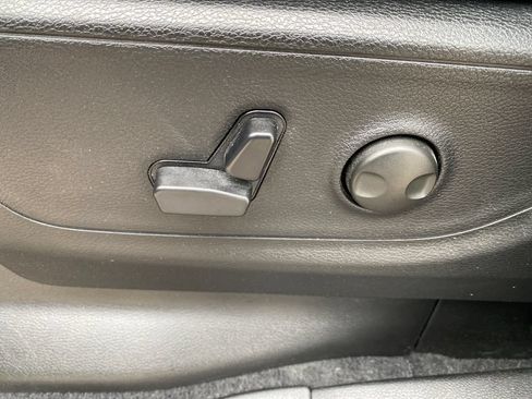 Used 2026 RAM 1500 Big Horn AWD/4WD image 35