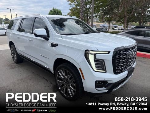 Used 2026 GMC Yukon XL Denali Ultimate AWD/4WD image 1
