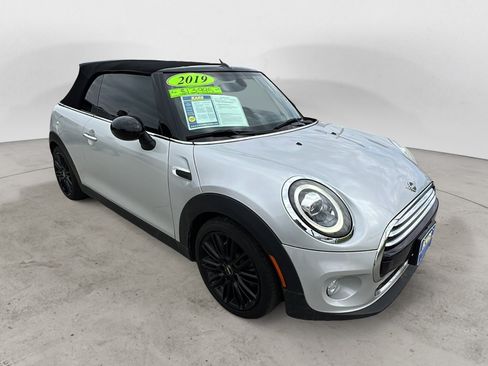 Used 2019 MINI Cooper Convertible w/ Premium Package FWD image 8